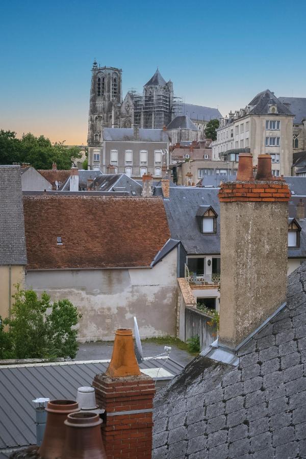 Vue Sur La Cathedrale - Au Coeur De Bourges Apartment Ngoại thất bức ảnh